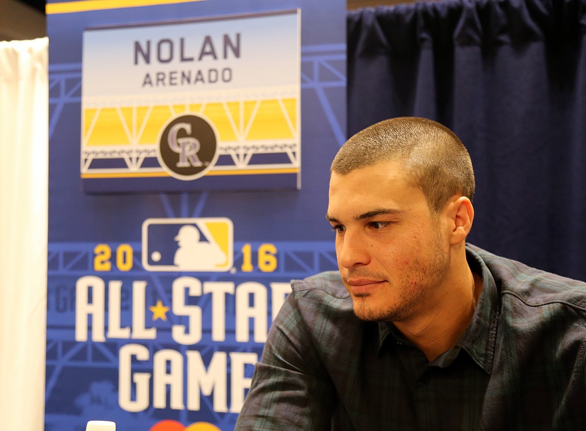 Rockies_third_baseman_Nolan_Arenado_talks_to_reporters_at_2016_All-Star_Game_availability